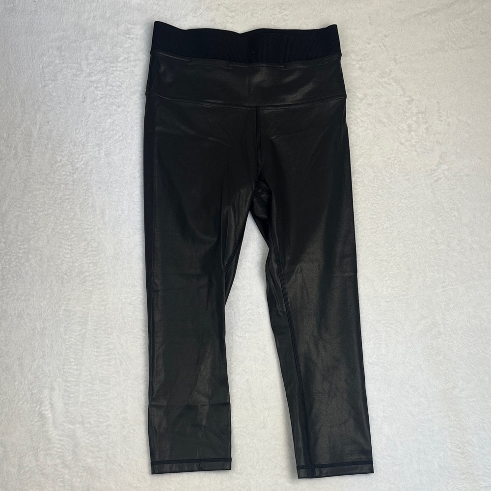 Lululemon Black Capri Leggings